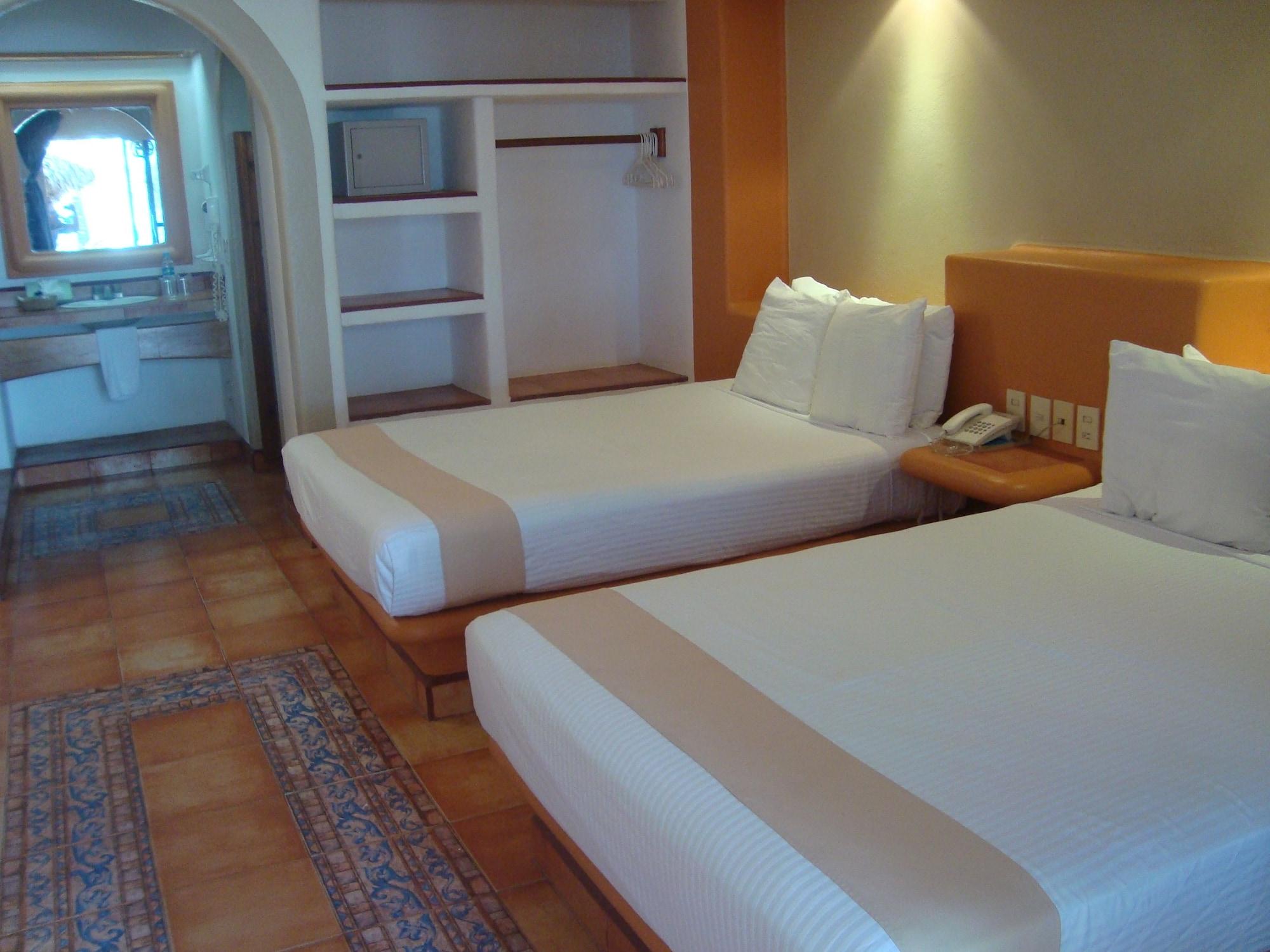 Hotel Villa Mexicana Zihuatanejo Ngoại thất bức ảnh